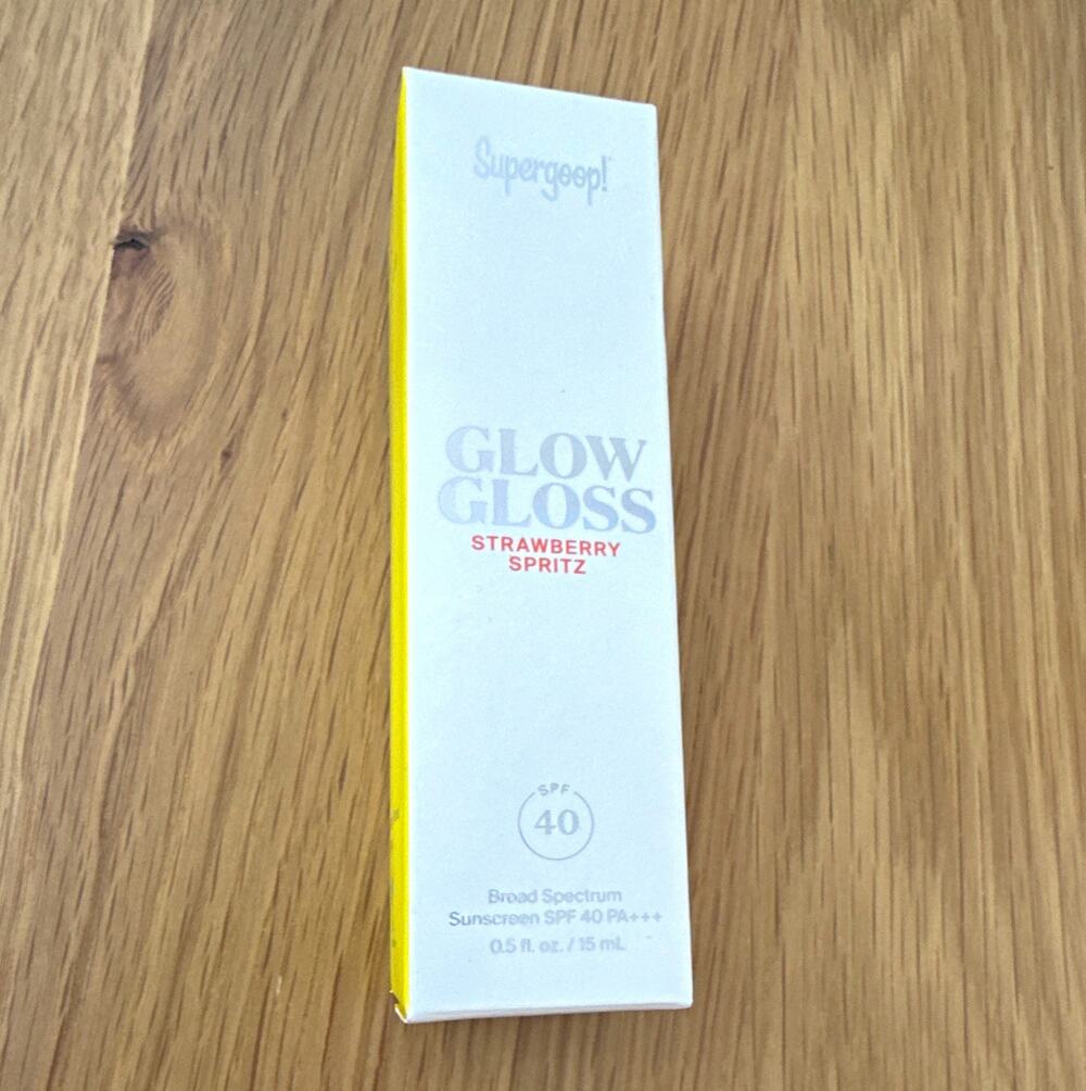 Supergoop! Glow Gloss SPF 40 Strawberry Spritz Lip Balm Sunscreen 0.5 oz NEW